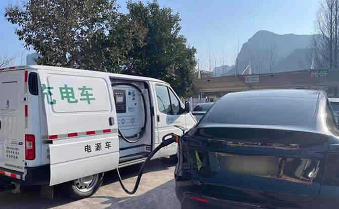 东光汽车搭电